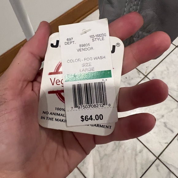 COPY - Brand new gray leather jacket watch video 🖤🥰 - Picture 5 of 5